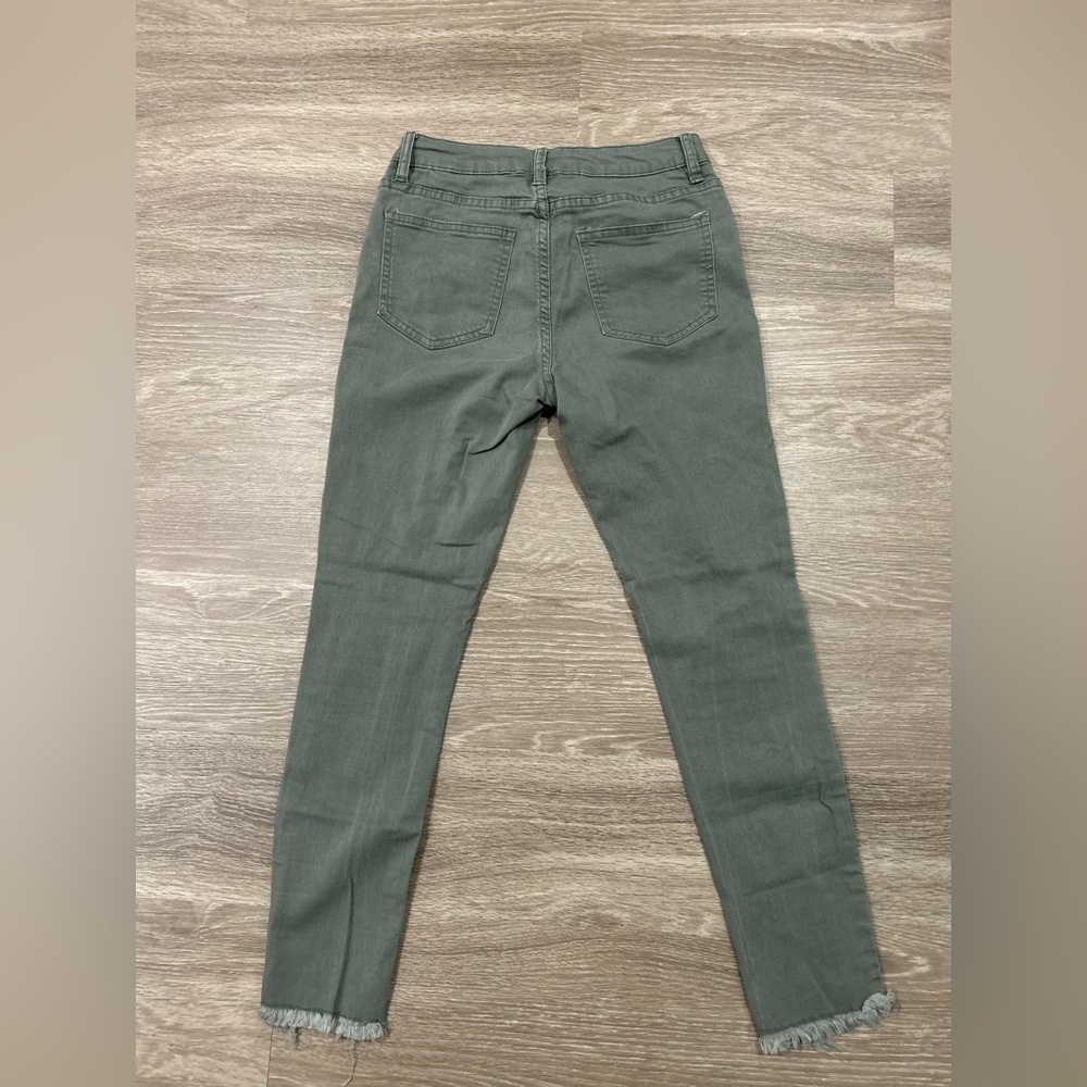 Jeans - Picture 2 of 6